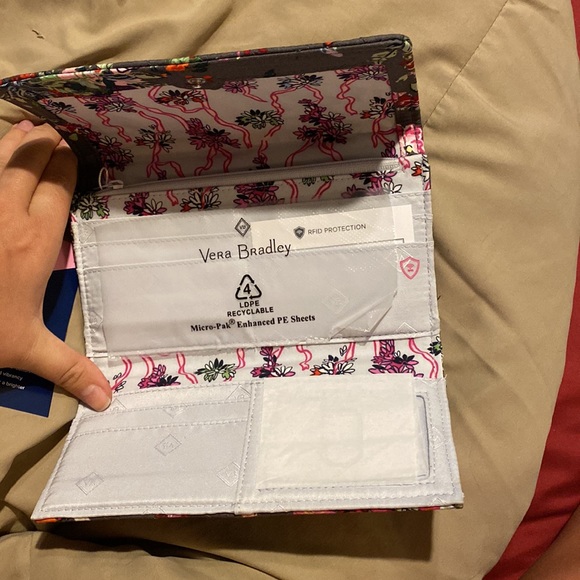 Vera Bradley RFID Trifold Clutch Wallet - Picture 6 of 8